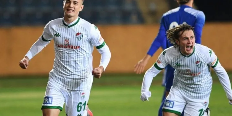 Bursaspor deplasmanda Ankaraspor ile 1-1 berabere kaldı