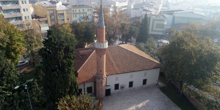 Vaniköy Camisi’nin Bursa’daki ikizi 346 yıldır ayakta
