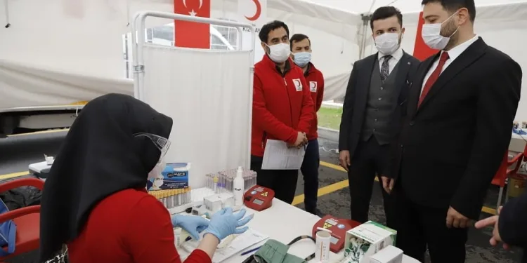 Belediye Kızılay işbirliğinde 4 günde 400 ünite kan toplandı