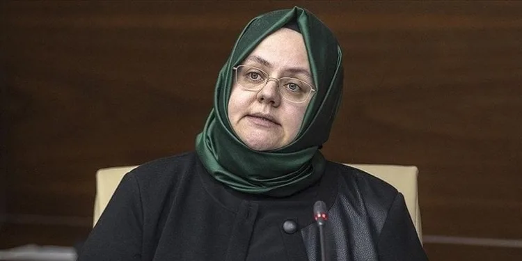 Bakan Selçuk’un Covid-19 testi pozitif çıktı