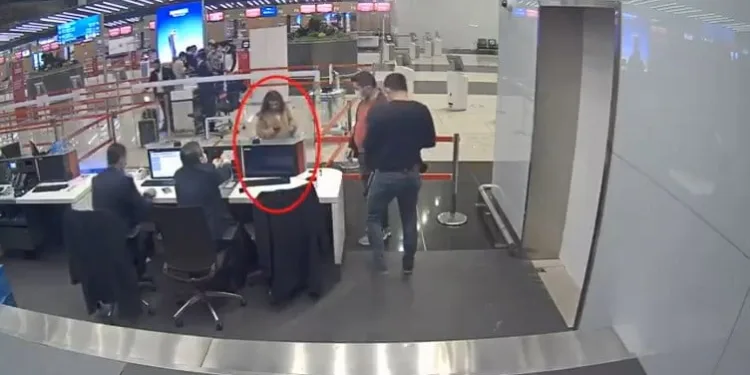Terör örgütü PKK üyesi sahte pasaportla kaçmaya çalışırken yakalandı!
