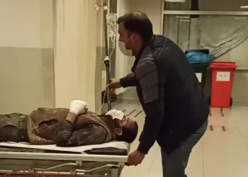 Elini makineye kaptıran işçinin parmaklar koptu
