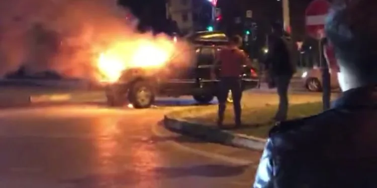 Bursa’da seyir halindeki cip alevlere teslim