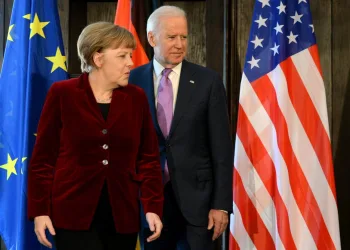 Merkel’den Biden’a tebrik mesajı