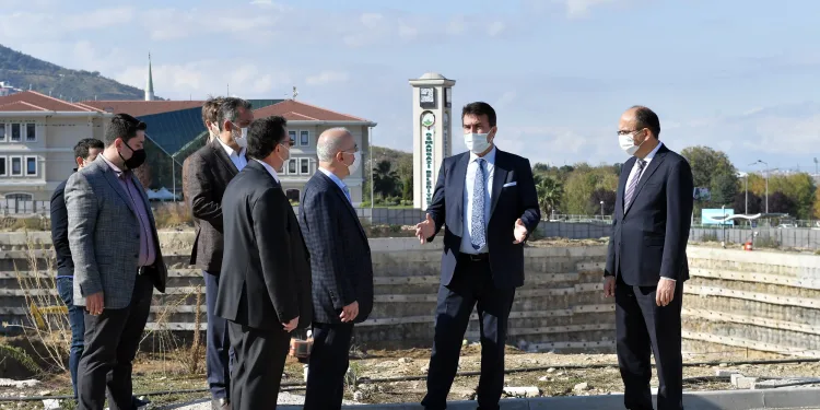 MÜSİAD’dan Osmangazi Meydanı’na ziyaret