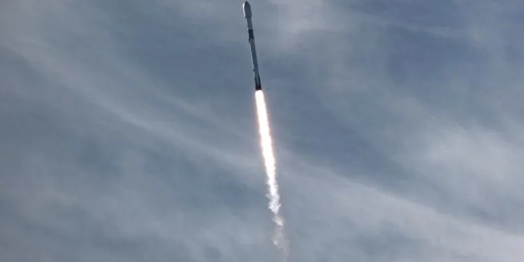 SpaceX NASA-ESA uydusunu taşıdı
