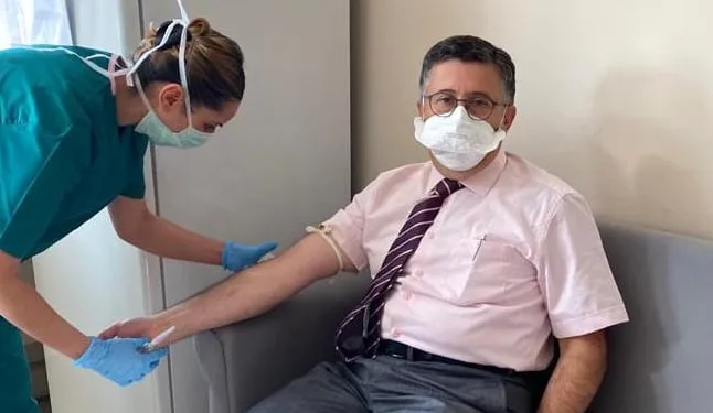 Yüzde 90 etkili Covid-19 aşısının ikinci dozu yapıldı