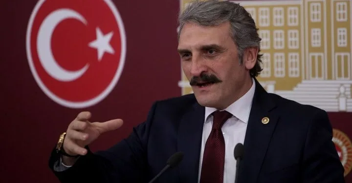 AK Parti Milletvekili Çamlı, Türkan Şoray’ı hedef aldı