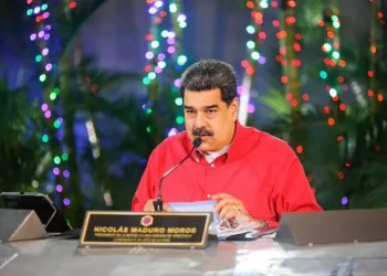 Venezuella lideri Maduro canlı yayında telefon numarasını paylaştı