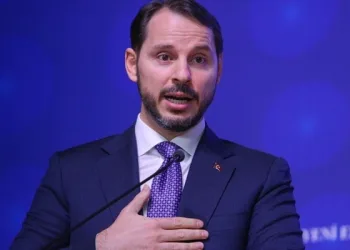 Berat Albayrak’tan ikinci istifa!