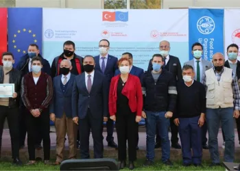 Bursa’da ‘Uygulamalı Çiftçi Okulu’nda dersler başladı