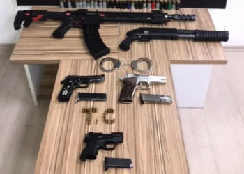 Bursa’da operasyon: 2’si firari 8 kişi yakalandı