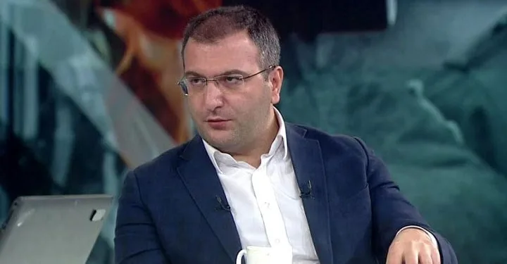Cem Küçük koronavirüse yakalandı
