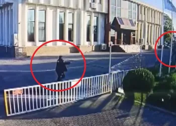 Bursa’da dur ihtarına uymadı polise silah doğrulttu