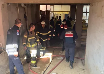 Bursa’da yalnız yaşadığı evde çıkan yangında öldü