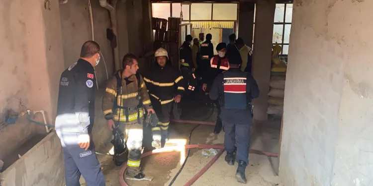 Bursa’da yalnız yaşadığı evde çıkan yangında öldü