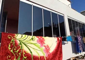 Bursa’da cam balkon 4 kişilik aileyi hayattan koparıyordu