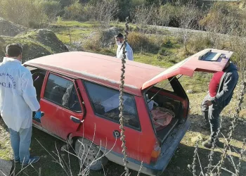 Yolun sonuna gelince otomobili bırakıp kaçtı