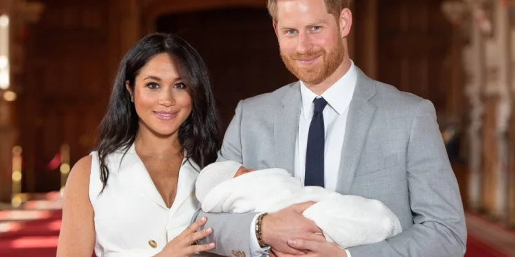Meghan Markle ikinci çocuğunu düşürdüğünü açıkladı
