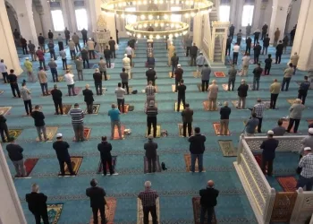 20 yaş altı ve 65 yaş üstüne cuma namazı istisnası