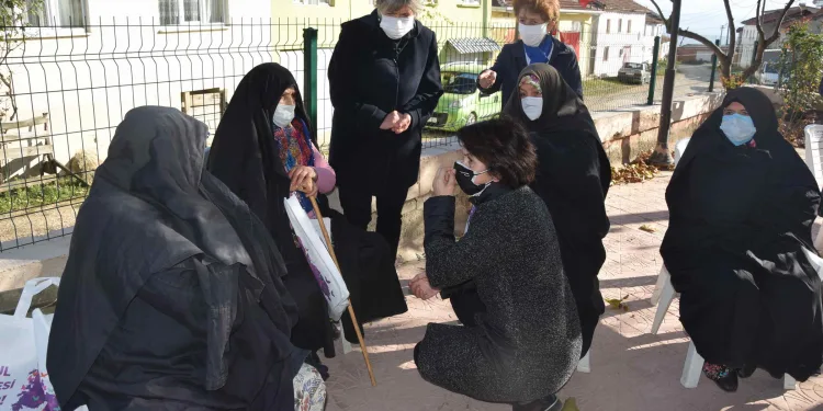 CHP’li kadınlardan Kirazlıyayla’ya dayanışma ziyareti