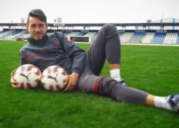 Mahir Tahirler İzmir depreminde yaralı olarak kurtarılmıştı.28 gün sonra hayatını kaybetti