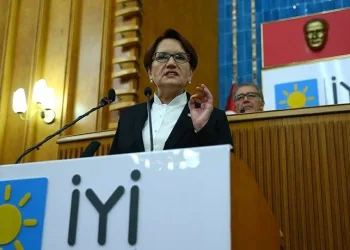 Akşener ekonomi politikasını eleştirdi
