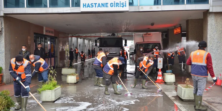 Yıldırım’da koronavirüsle mücadele aralıksız sürüyor
