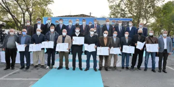 Yıldırım’da hak sahipleri tapu belgelerini aldı