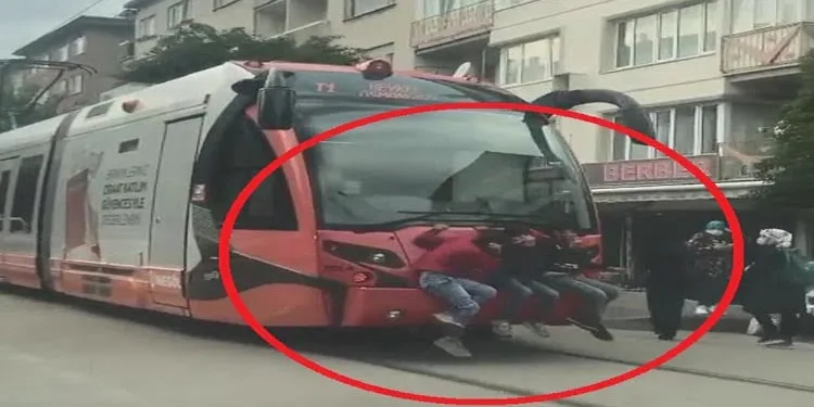 İpek Böceği’nde yürekleri ağza getiren görüntü