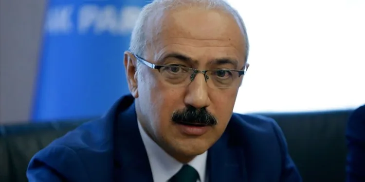 Albayrak’ın yerine Lütfi Elvan atandı