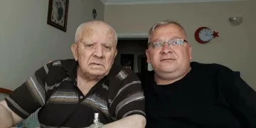 20 dakika arayla virüsten öldüler