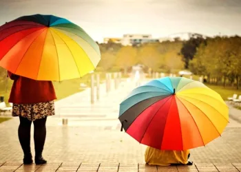 LGBT ve gökkuşağı temalı ürünler +18 ibaresi ile satılacak