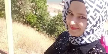 Doğurduğu bebeğini kucağına alamadan koronavirüse yenildi