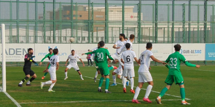 Bursa Yıldırımspor deplasmanda Kırıkkale Büyük Anadoluspor’u 3-2 yendi