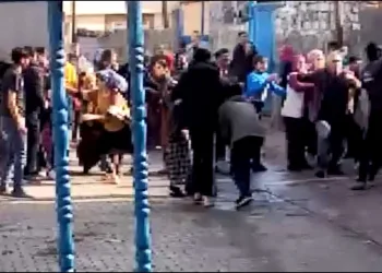 Ortalık savaş alanına döndü: 20 yaralı