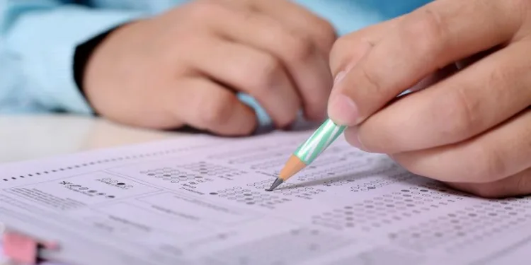 Açıköğretim sınavları ertelendi