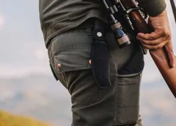 Kaçak avlanan avcı, milli parklar görevlilerine ateş açtı