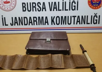Bursa’da jandarmaya satmaya çalışırken yakalandılar