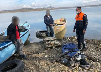 Bursa’da kaçak avlanan 2 kişiye para cezası