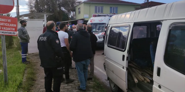 Bursa’da olayla hiç ilgisi yokken silahla yaralandı