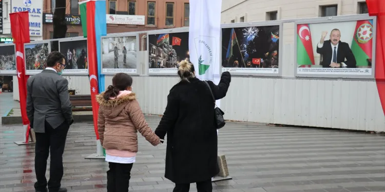 Bursa’da “Karabağ Azerbaycan’dır Zaferin Ardından” sergisi açıldı