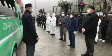 Bir ayda aynı aileden 6 kişi Covid-19’dan öldü
