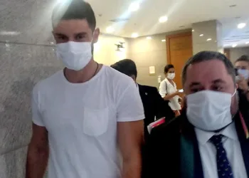 Berk Oktay’ın uygunsuz görüntülerinin yayınlanmasında eski eşine hapis cezası