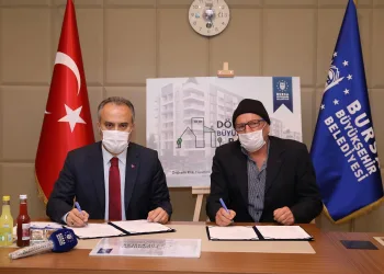 Bursa’da 3 mahallede büyük dönüşüm için imzalar atıldı