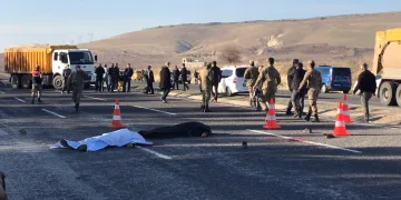 Akrabalar arasında arazi kavgası! 5 ölü