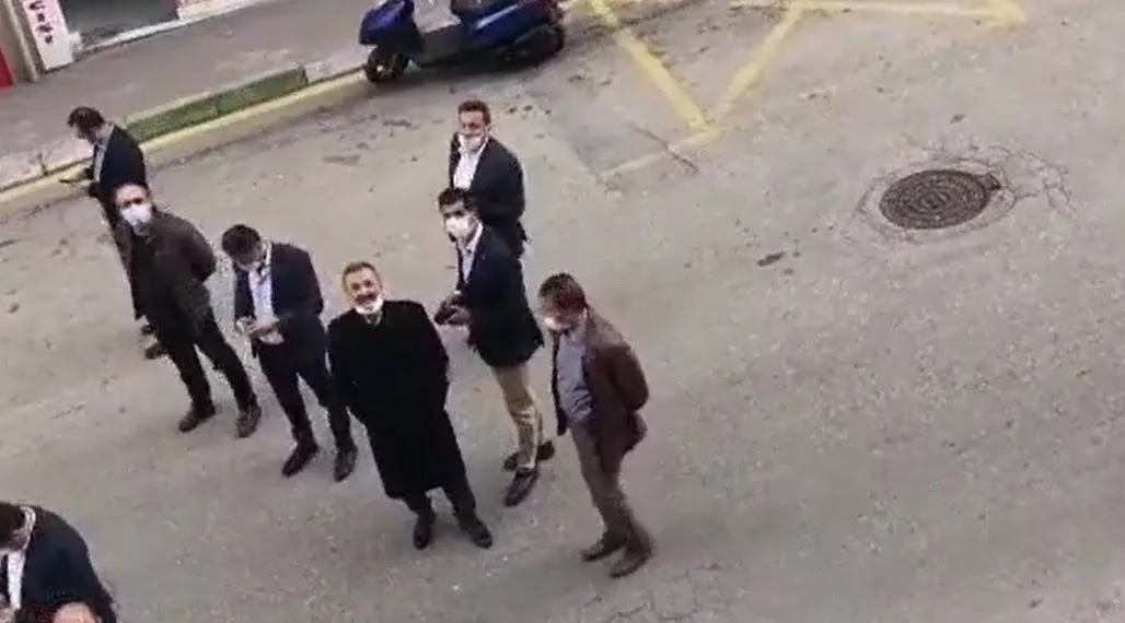 Bursa İl Emniyet Müdürü’nün vatandaşlarla kurduğu diyalog beğeni topladı