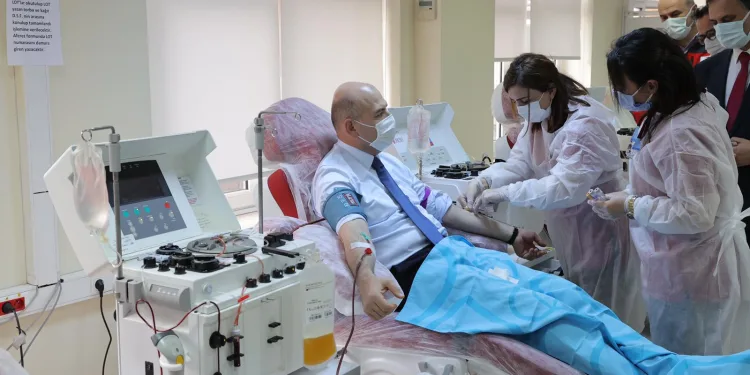Bakan Soylu, immün plazma bağışçısı oldu