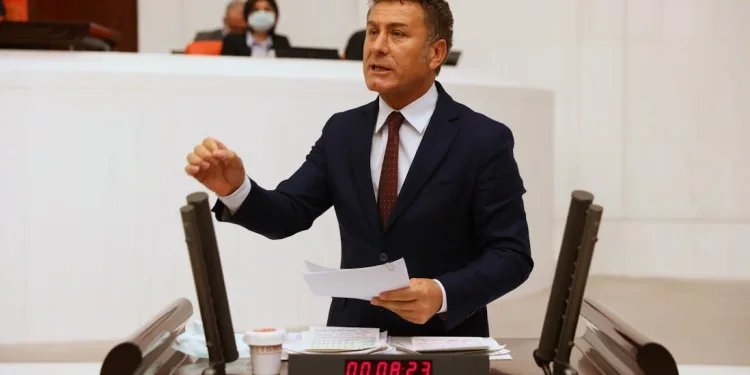 CHP’li Sarıbal: Saman ithal eden iktidar çökmüş iktidardır