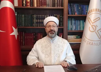 Diyanet İşleri Başkanı: Salgın sürecinde ehil olmayanlar Kur’an dersi yapıyor